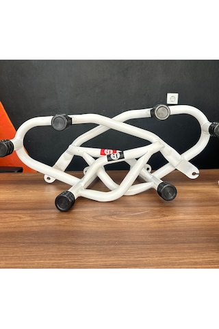 Tvs Raider Arka Kuyruk Demiri Stunt Beyaz