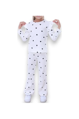 Yeni Sezon Kız Çocuk Fitilli Alt Üst Ekru Üzeri Kalp Desen Uzun Kol Pijama Takımı Fırfır Omuz Ekru