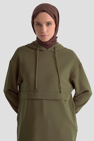 Armine Trend Kapüşonlu Yandan Cepli Kolları Lastikli Fitilli Tunik Haki 25kt462 Haki