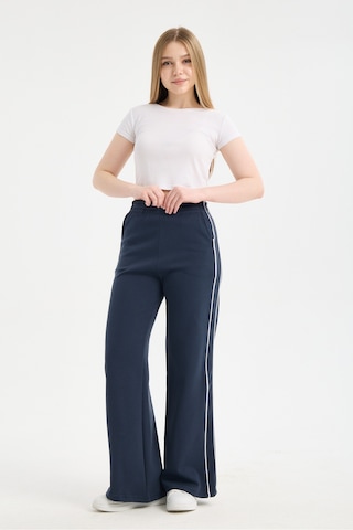 Gugus Kadın Trend Bol Paça Modal Kumaş Eşofman Altı Çift Cepli Wide Leg Yanları Beyaz Şeritli Lacivert-2