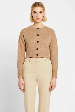 Benerly Kadın Oversize Düğmeli Crop Triko Hırka Yumuşak Dokusuyla Ve Raha Bej