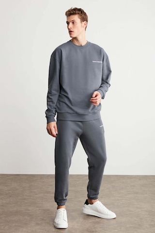 Raırok  Erkek Içi Polarlı Comfort Oversize Nakışlı Koyu Gri Sweatshirt