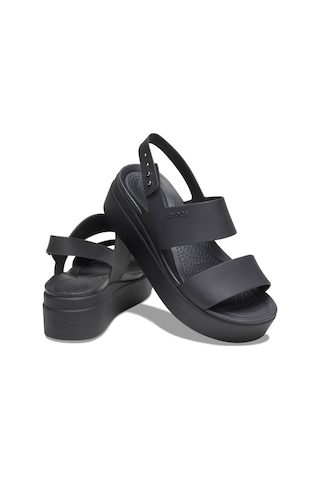 Crocs 206453-060 Brooklyn Low Wedge Kadın Sandalet Siyah