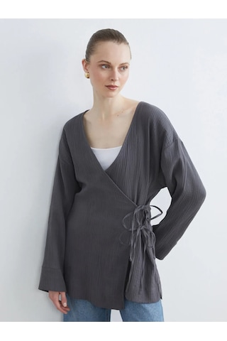 Lc Waikiki Gri Kruvaze Yaka Dokulu Kadın Müslin Kimono