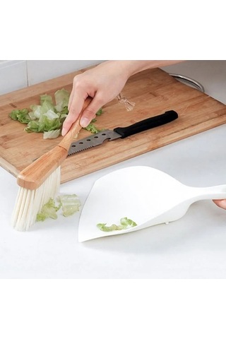 Novahub Ergobroom 13bc2000555 Pratik Temizlik Seti - Bambu Saplı Süpürge Ve Faraş, Kırmızı Versiyon