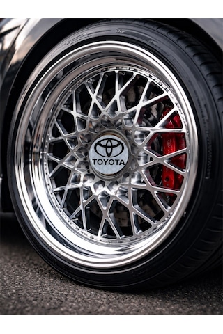 Toyota Jant Göbeği Damla Etiket 4 Lü Oto Universal Jant Göbeği 3d Jant Arması Damla Sticker Seti Çok Renkli