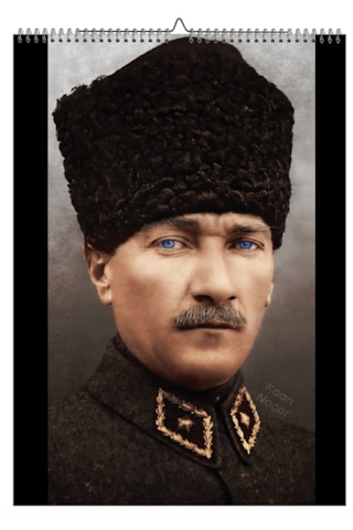 Mustafa Kemal Atatürk Fotoğraf Kağıdına Baskılı Poster Spiralli Ve Askılı 6 Sayfa