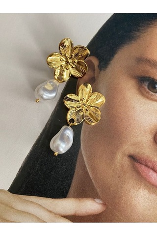 Pinery Jewels Yaprak Sallantılı İncili Paslanmaz Çelik Kadın Küpe Çifti Altın