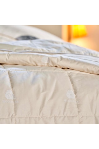 Linens Wooly Yün Çift Kişilik Yorgan Beyaz
