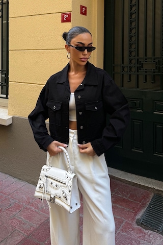 Siyah Çift Cep Denim Crop Ceket Bcdf-255419 Çok Renkli
