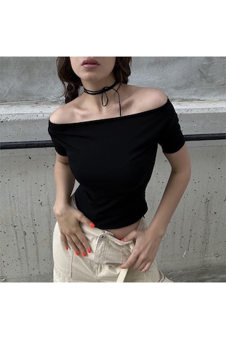 Siyah Madonna Yaka Kısa Kollu Crop Bluz-6793 Siyah