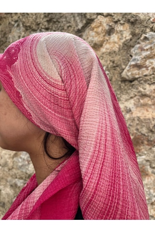 Pembe Desenli Pamuklu Yazma Yumuşak Dokulu, Günlük Ve Özel Gün Kullanımına Uygun Pembe