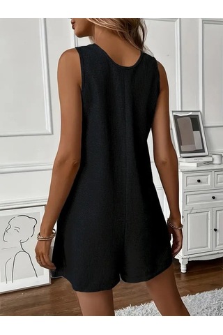 The İstanbul Kadın Askılı Yuvarlak Yaka Düğmeli Waffle Kısa Tulum Siyah