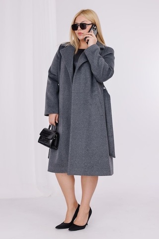 Kadın Gri Yün Kaşe Kemer Ve Astar Detay Büyük Beden Kaban Gri