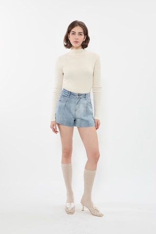 Kadın %100 Pamuk Açık Mavi Mini Jean Şort mavi