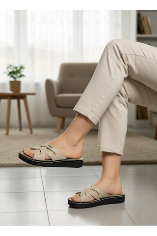 Vojo Aw2 Ortopedik Yumuşak Hafif Taban Kadın Terlik 267800001882 15 Krem Krem