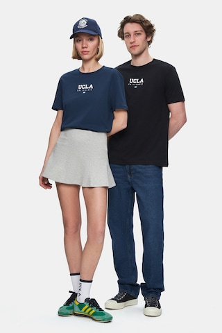 Ucla Sherman Siyah Bisiklet Yaka Baskılı Standard Fit Erkek Tshirt Siyah