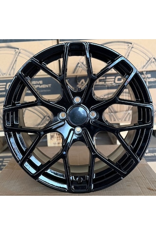4 100 17 7.5 Et35 Ch73.1 Snc01 Deep Black Gloss