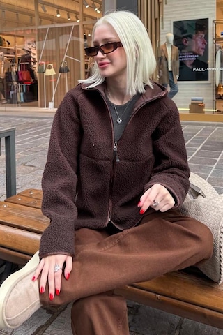 Kahverengi Fermuarlı Kapüşonlu Polar Kadın Ceket Mg2569 Kahverengi