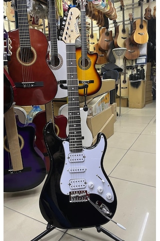 2 Humbucker 1 Sıngle Siyah Elektro Gitar Kılıf Pena Dahil Kod 8023