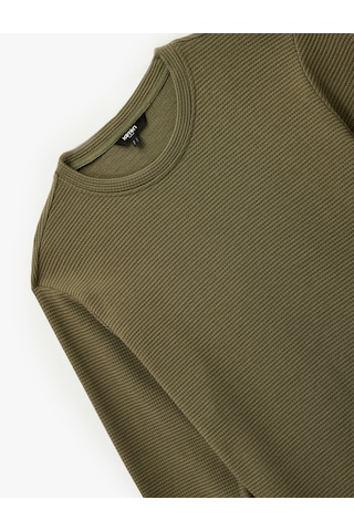 Koton Pamuklu Uzun Kollu Dokulu Basic Bisiklet Yaka Sweatshirt Haki 7wam70014mk