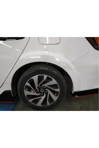Honda Cıvıc Fc5 2016-2020 Arka Camurluk Kabartma Dızayn A  Typer