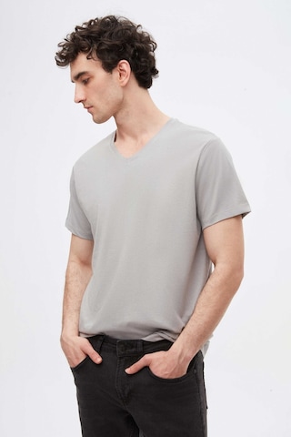 D's Damat Ds Damat Gri V Yaka %100 Pamuk T-shirt 4HC141996755M Gri