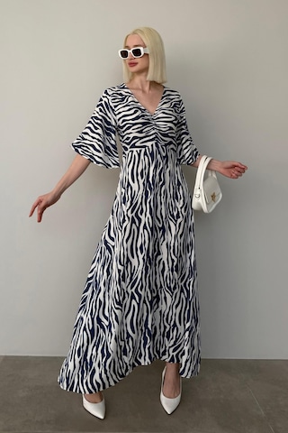 Madmext Lacivert Zebra Desenli V Yaka Yarım Kollu Elbise Mg2394
