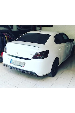 Peugeot 301 Difüzör - Plastik