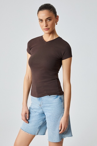 ETHIQUET MARTA Kadın Yuvarlak Yaka Kısa Kol Slim Kahverengi T-Shirt
