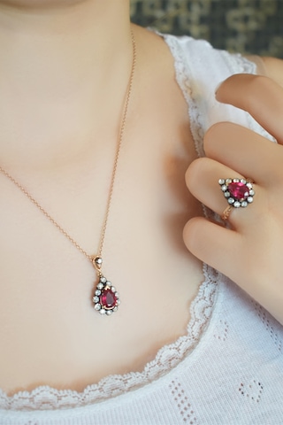 Damla Model Elmas Yakut Kolye