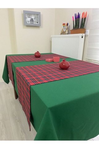 Koyu Yeşil Renk Masa Örtüsü Yılbaşı Ekose Runner Seti