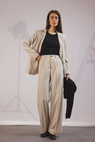DeFacto Wide Leg Pensli Klasik Kumaş Pantolon Geniş Bol Paça Basic Düz Uzun Boy Yüksek Bel Cepli C2020AX25SPBG757 Bej