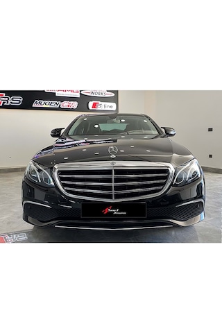 Mercedes W213 Batman Yarasa Ayna Kapağı Piano Black / 2017 ve Sonrası