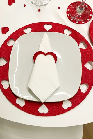 Çiftler İçin Sevgililer Günü, Özel Gün Kalp Desenli Keçe Supla Seti - Romantik Set Kırmızı