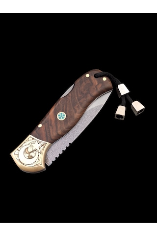 El Yapımı N690 Böhler Çelik Gravürlü Balçıklı Kilitli Yaylı Çakı Açık Kahverengi