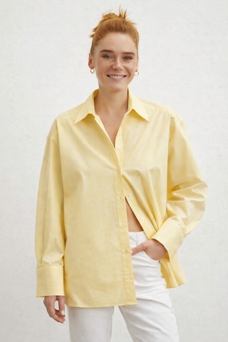Modeva Global Minimalist Kesim Modern Duruşlu Düz Oversize Butter Sarısı Kadın Gömlek Butter Sarı