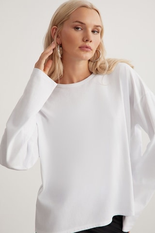 Grımelange Basıl Kadın %100 Pamuk Bisiklet Yaka Oversize Fit Uzun Kollu Beyaz T-shirt