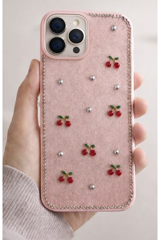 Apple Uyumlu iPhone 16 Pro Max Kiraz Figürlü Simli İnci Taşlı Lüx Silikon Kılıf Pembe