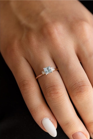 Sky Blue Topaz Taşlı Pırlanta Yüzük