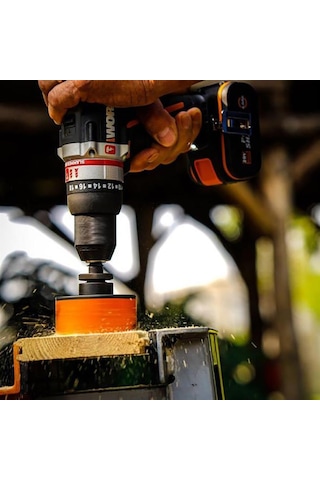 Worx WX354.4 20 V 4.0 AH Li-Ion Çift Akülü Kömürsüz Şarjlı Darbeli Matkap