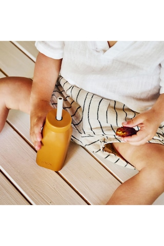 Oioi Silikon Şişe ve Pipet 6+ Ay 200 ML Woody Brown - Powder Grey Gri