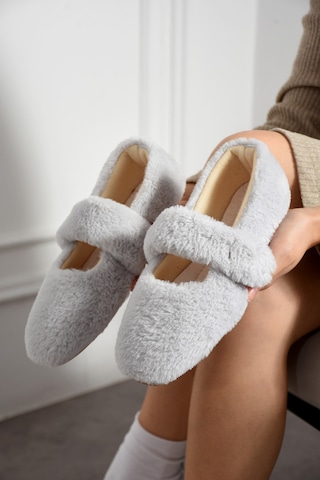 Nmoda Ultra Yumuşak Peluş Kadın Ev Babeti Ses Yapmaz Hafif Taban Panduf Gri