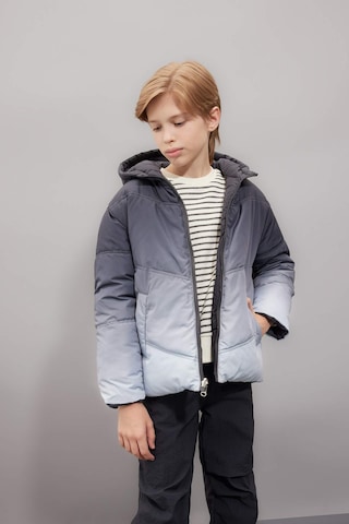 DeFacto Erkek Çocuk Su İtici Çift Taraflı Kapüşonlu Şişme Mont C5635A824WNAR31