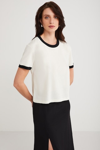 Ethıquet Ashley Kadın %100 Organik Pamuk Biyeli Regular Fit Normal Kalıp Bisiklet Yaka Ekru T-shirt