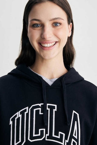 Ucla Rıley Siyah Kapüşonlu Nakışlı Standard Fit Kadın Sweatshirt Siyah
