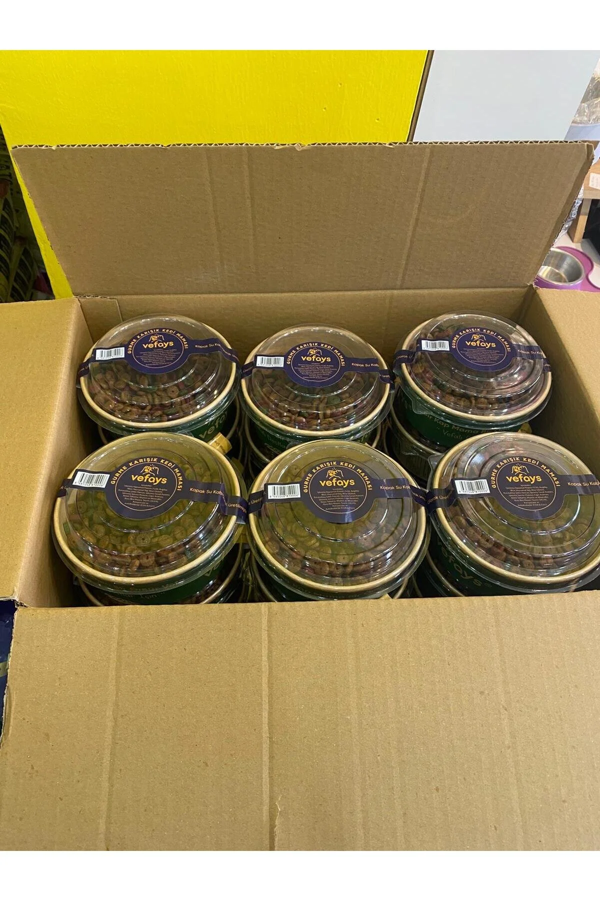 200 Gr Porsiyon Mama Gurme 30 Lu Koli Sokak Kedileri İçin Pratik Mama + Kapak Su Kabı