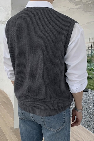Erkek V Yaka Oversize Süveter Füme