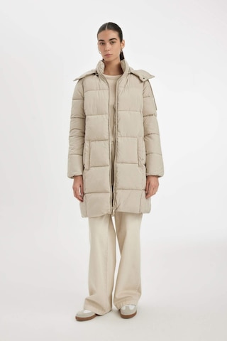 DeFacto Puffer Şişme Uzun Mont Parka Su İtici Regular Kalıp Çıkarılabilir Kapüşonlu A1315AX24WNBG284 Bej