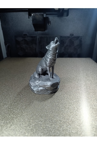 Uluyan Kurt Figürü Dekoratif 3d Baskı Kaya Tabanlı Heykel Uluyan Kurt Figürü Dekoratif 3d Baskı Kaya Tabanlı Heykel